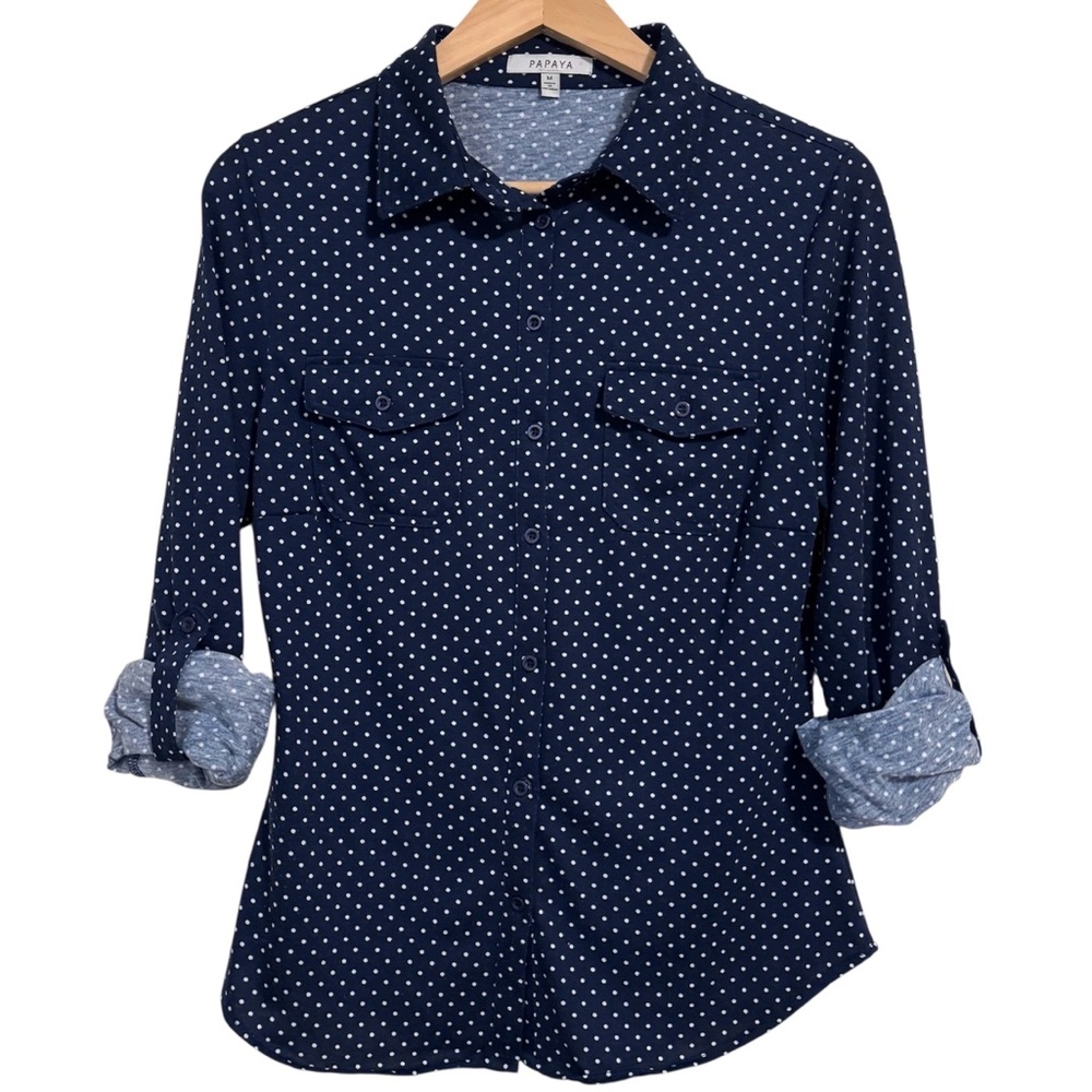 Soft! Papaya Blue and White Polka-Dot Button Down Shirt 3/4 Sleeve Fitted. Soft.